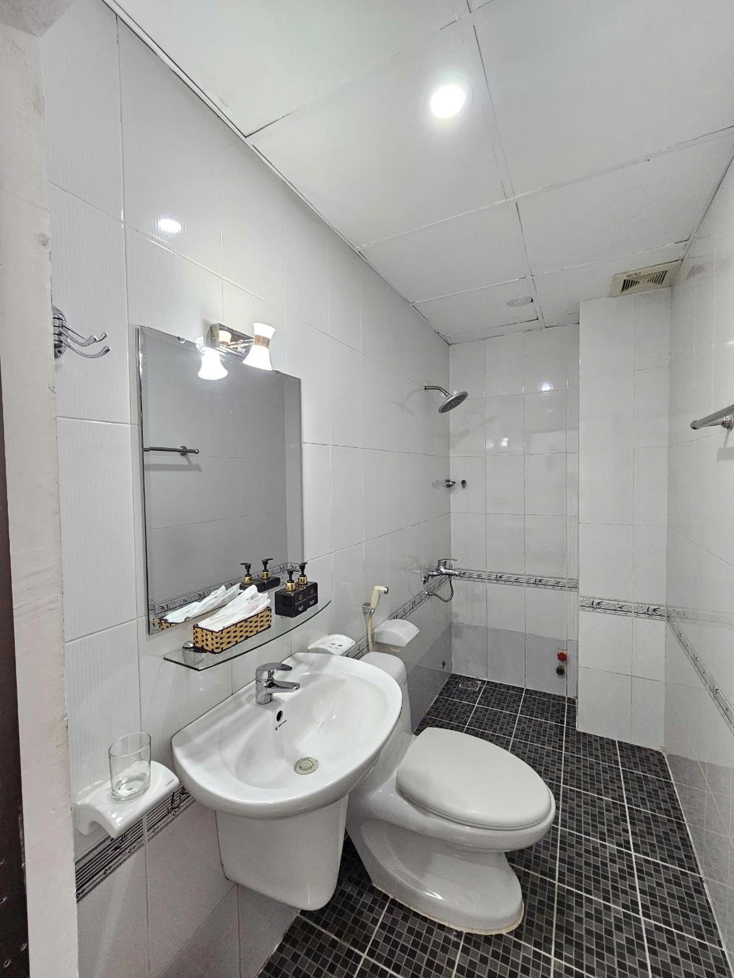 Hao Tin Hotel Ben Thanh - City Central Ho Chi Minh City Exterior photo